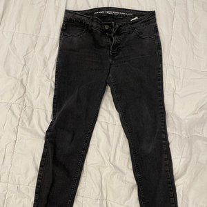 Old Navy super skinny jeans, black - sz 6